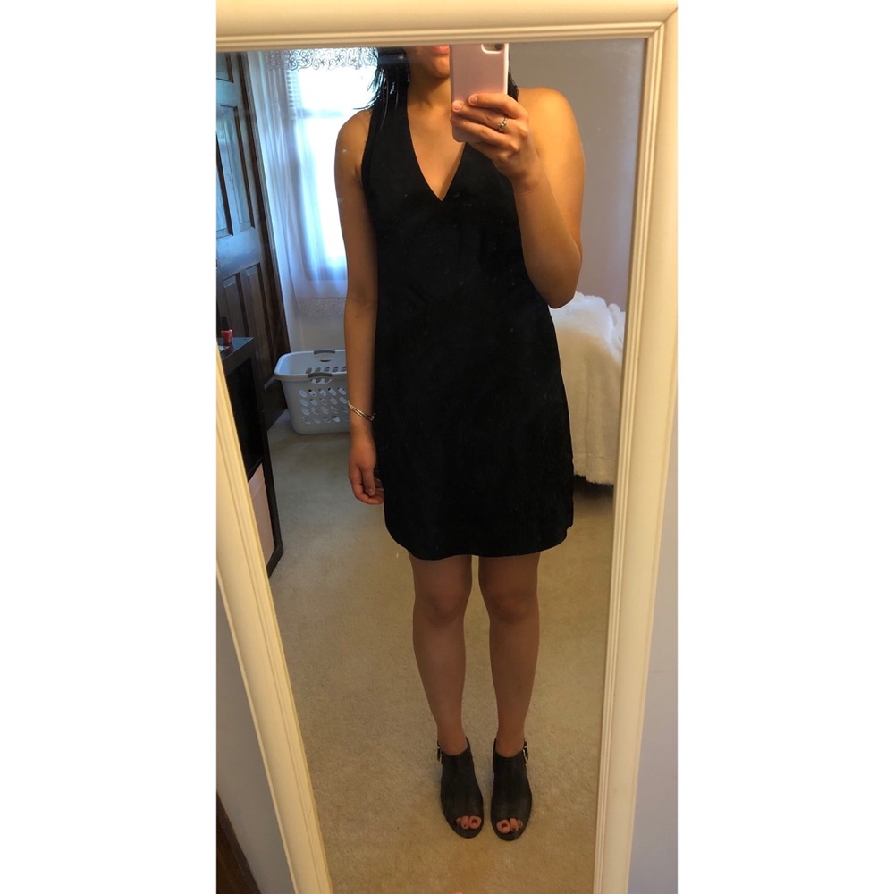 Banana Republic Black Pleated-shoulder Shift dress